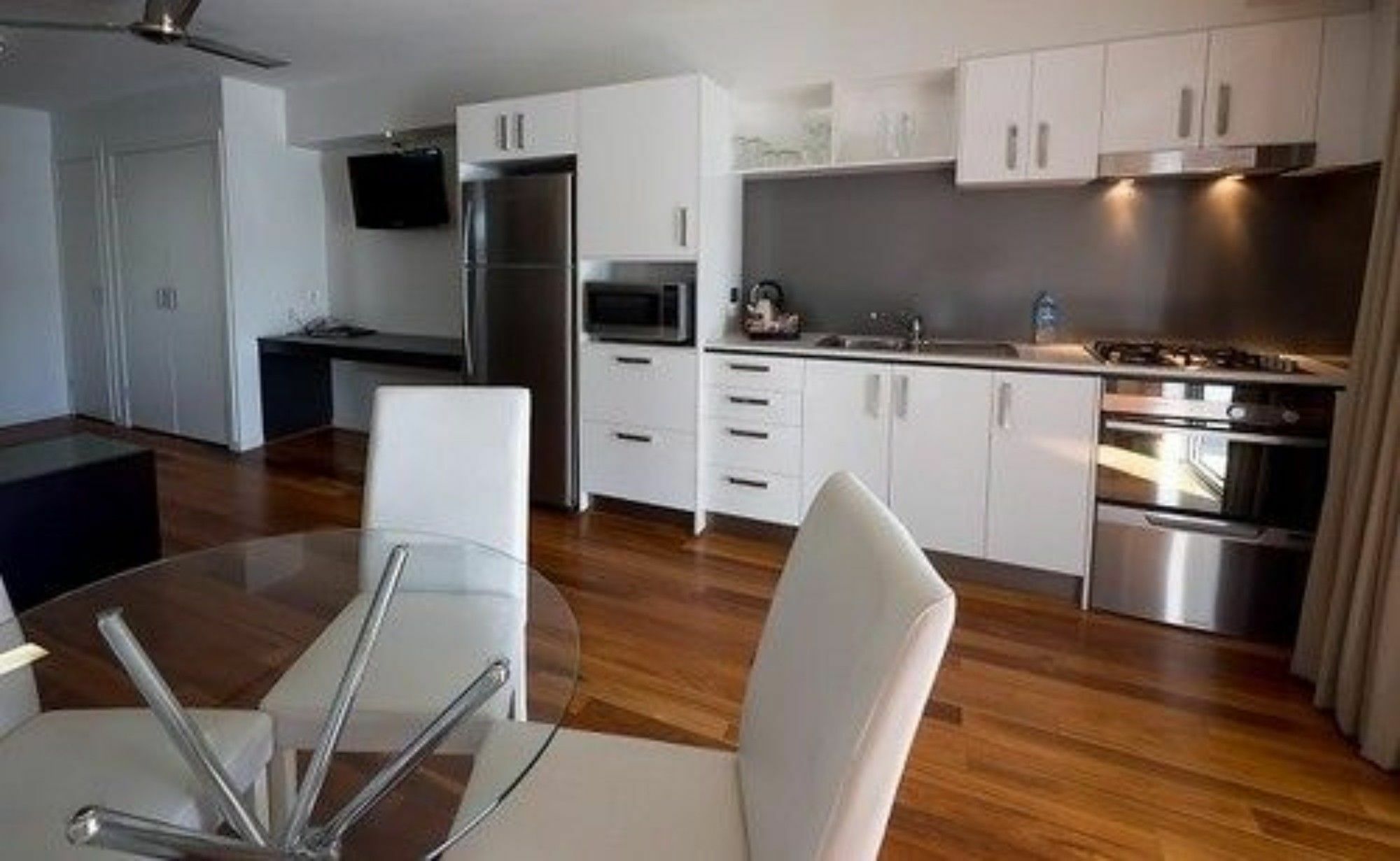 Essence Apartments Chermside Brisbane Exterior photo